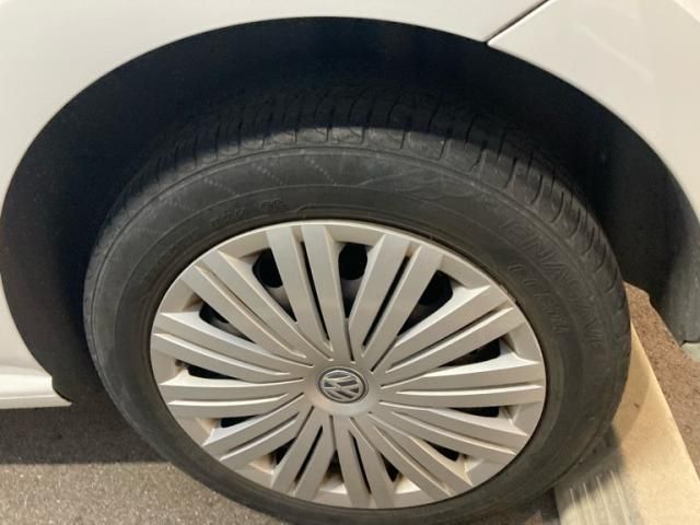 VOLKSWAGEN VOLKSWAGEN POLO 2015