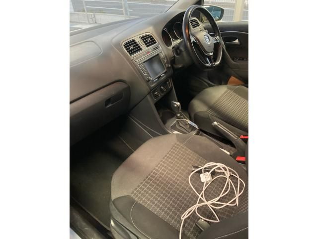 VOLKSWAGEN VOLKSWAGEN POLO 2015