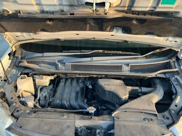 NISSAN SERENA  WG 2011