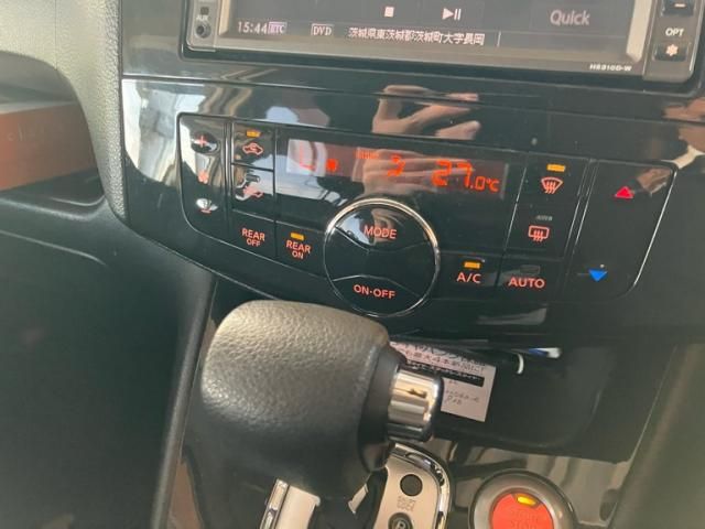 NISSAN SERENA  WG 2011