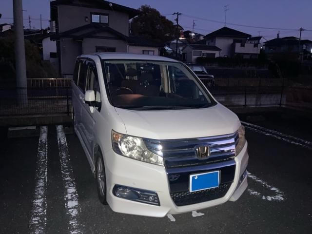 HONDA STEPWAGON SPADA 2009