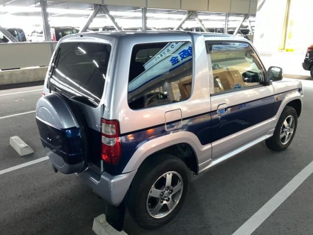 MITSUBISHI PAJERO MINI 4WD 2011
