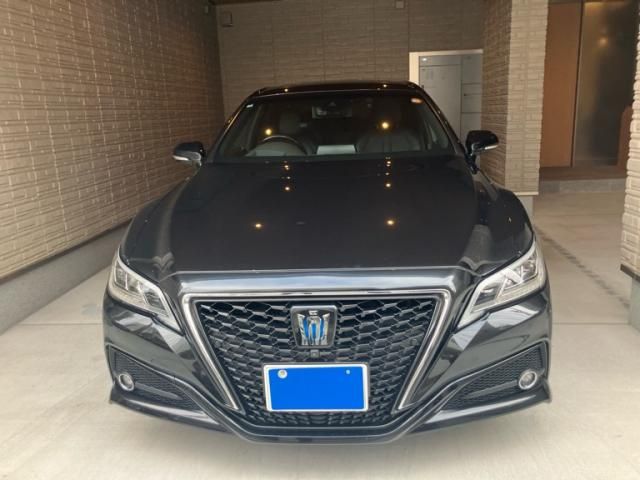 TOYOTA CROWN sedan hybrid 4WD 2018