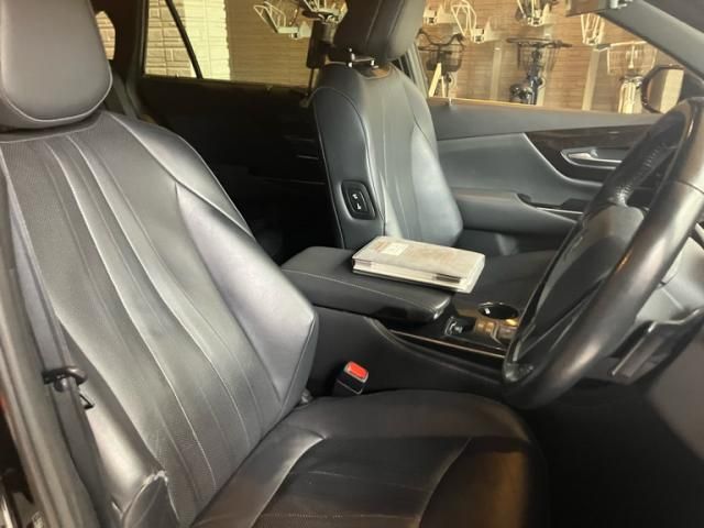 TOYOTA CROWN sedan hybrid 4WD 2018