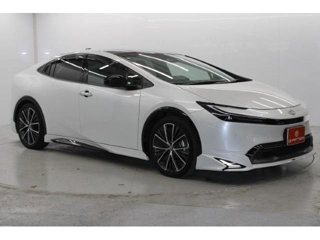 TOYOTA PRIUS 2023