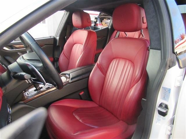 MASERATI MASERATI GHIBLI Sedan 2016