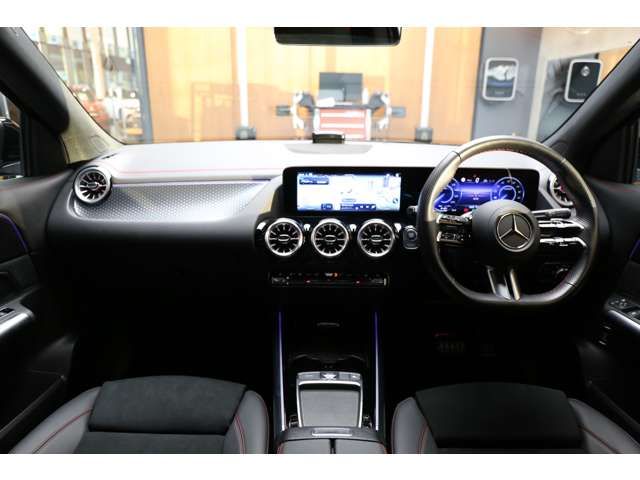 MERCEDES BENZ MERCEDES BENZ EQA 2024