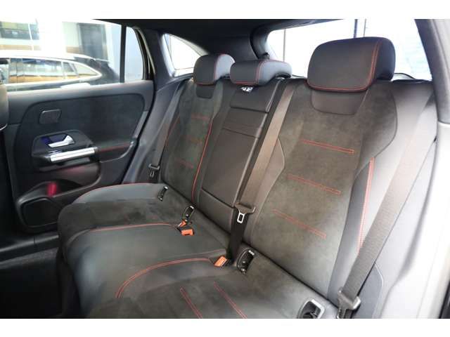 MERCEDES BENZ MERCEDES BENZ EQA 2024