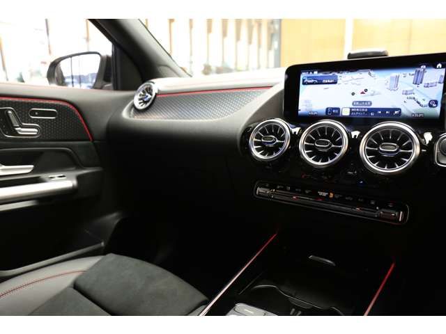 MERCEDES BENZ MERCEDES BENZ EQA 2024