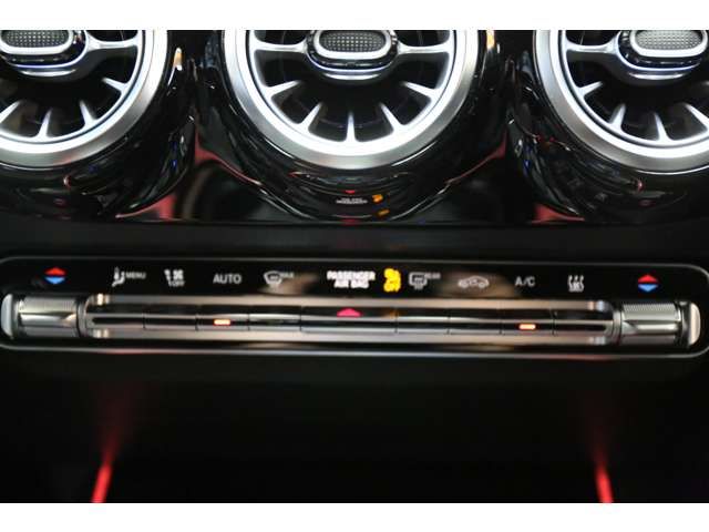 MERCEDES BENZ MERCEDES BENZ EQA 2024