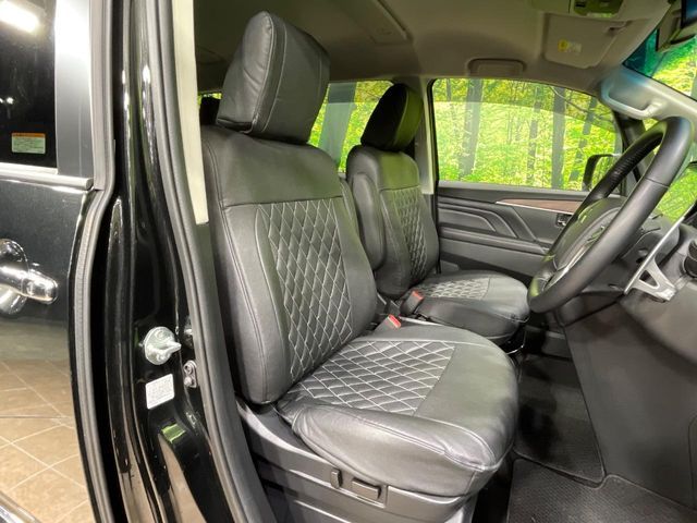 MITSUBISHI DELICA D:5 4WD 2024