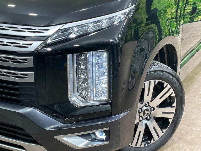 MITSUBISHI DELICA D:5 4WD 2024