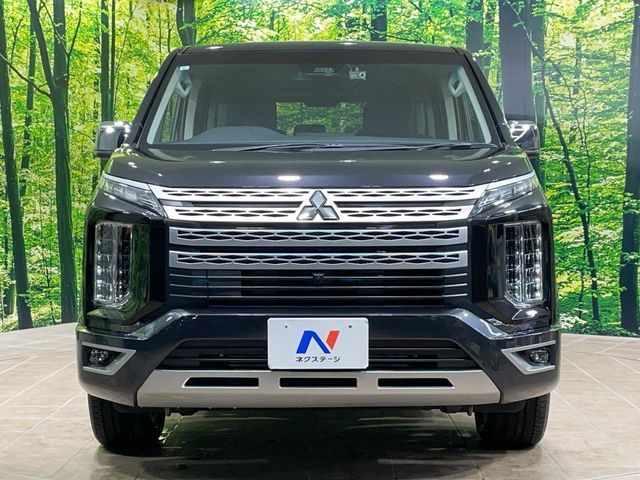 MITSUBISHI DELICA D:5 4WD 2024