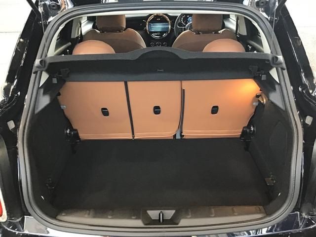 BMW MINI COOPER D 5DOOR 2023