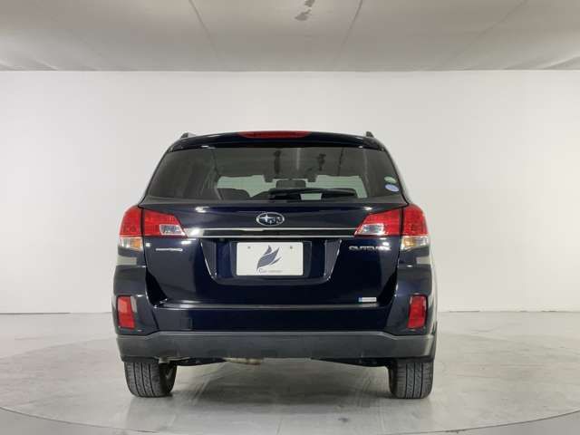 SUBARU LEGACY OUTBACK 2013