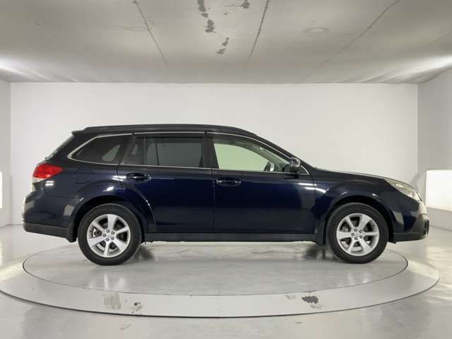 SUBARU LEGACY OUTBACK 2013