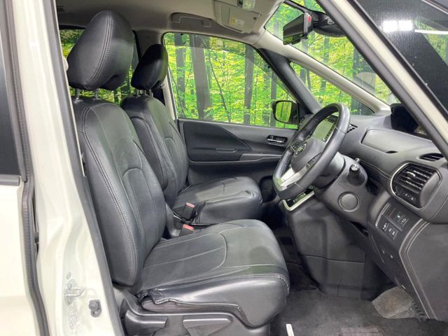 NISSAN SERENA  S-HYBRID 2017