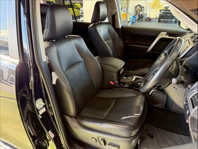 TOYOTA LANDCRUISER PRADO 2018