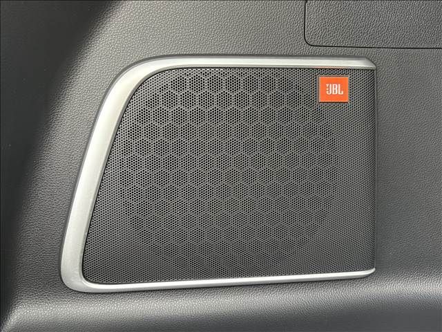 TOYOTA HARRIER HYBRID 2020