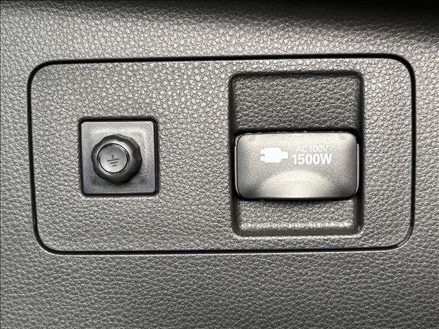 TOYOTA HARRIER HYBRID 2020