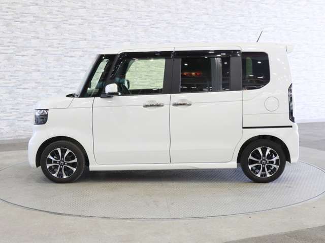 HONDA N BOX CUSTOM 2024