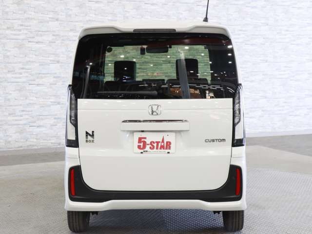 HONDA N BOX CUSTOM 2024