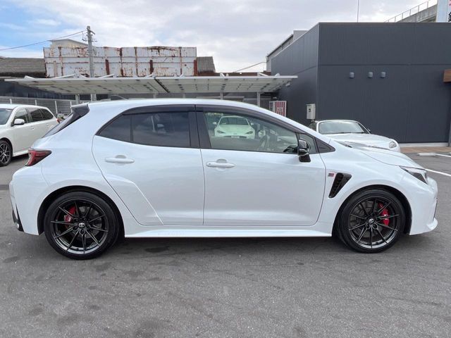 TOYOTA GR COROLLA 2024