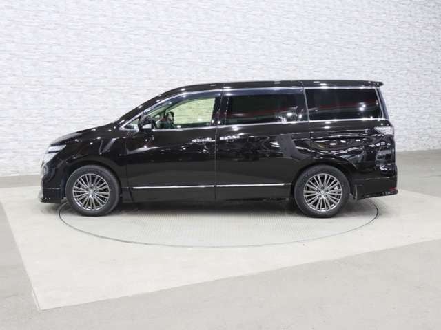 NISSAN ELGRAND 2015