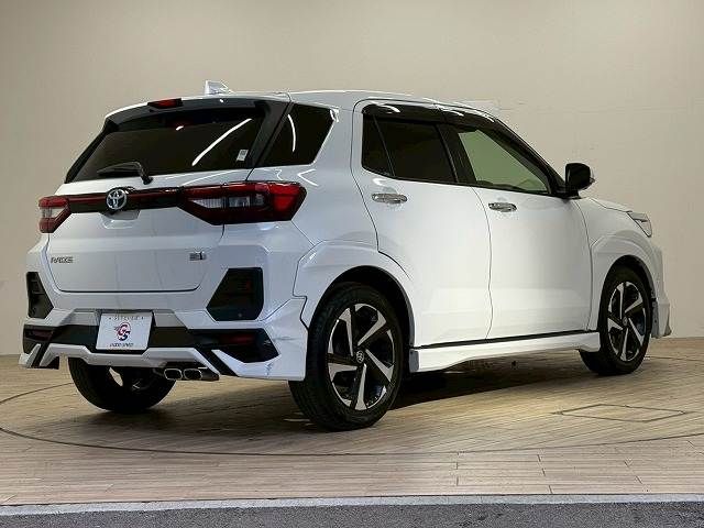 TOYOTA RAIZE HYBRID 2023