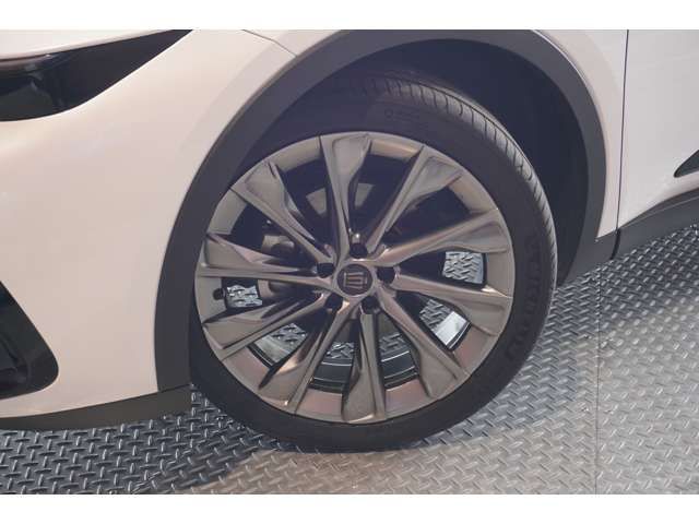 TOYOTA CROWN CROSSOVER 2023