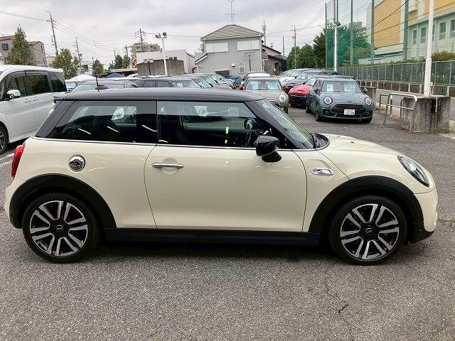 BMW MINI COOPER S 2020