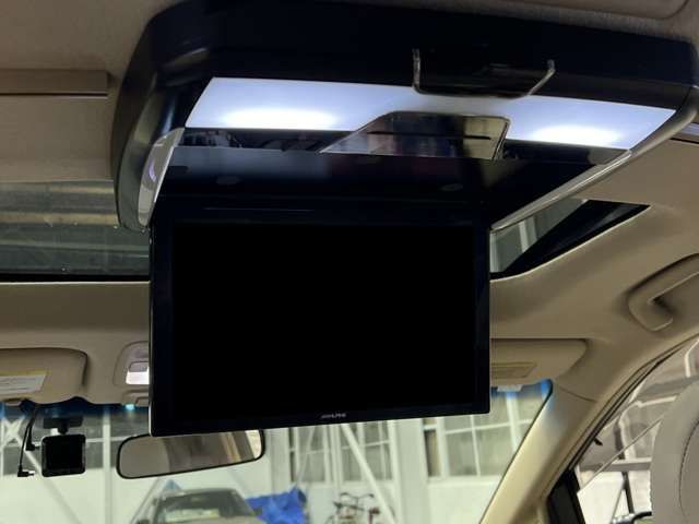 TOYOTA ESTIMA  4WD 2013