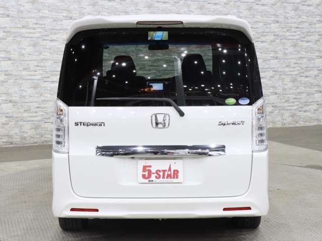 HONDA STEPWAGON SPADA 2012