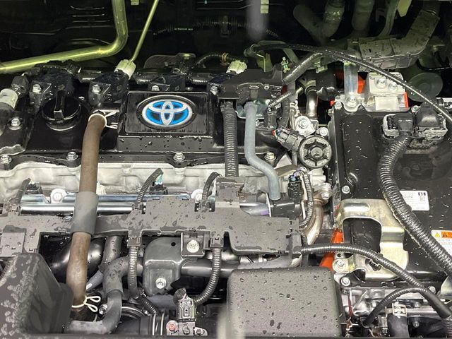 TOYOTA NOAH HYBRID 2025