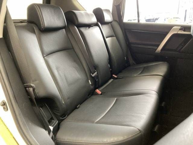 TOYOTA LANDCRUISER PRADO 2018