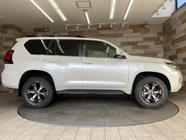 TOYOTA LANDCRUISER PRADO 2018