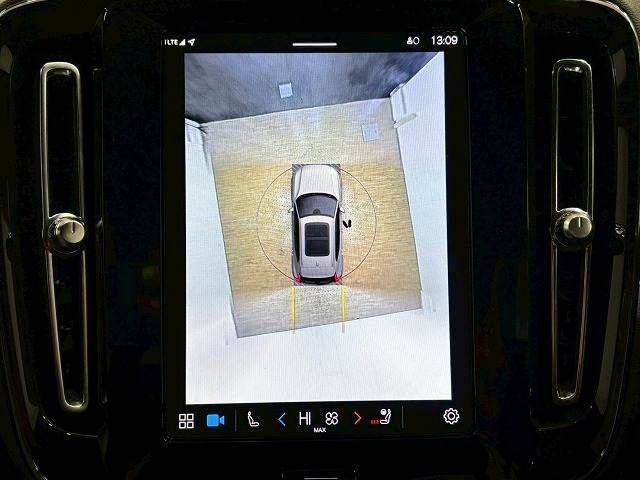 VOLVO VOLVO XC40 2023