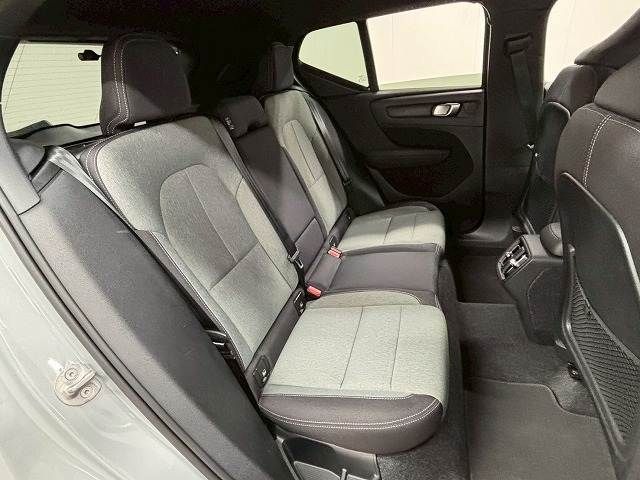 VOLVO VOLVO XC40 2023