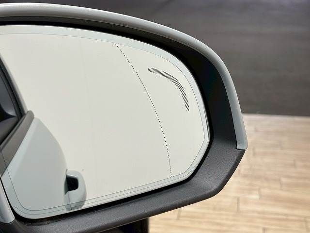 VOLVO VOLVO XC40 2023