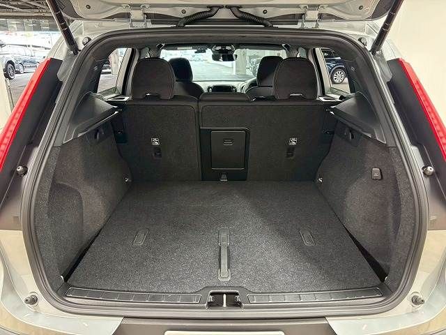 VOLVO VOLVO XC40 2023