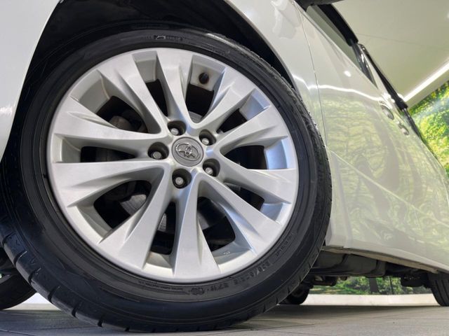 TOYOTA VELLFIRE 2010