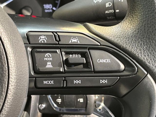 TOYOTA YARIS HYBRID 2025