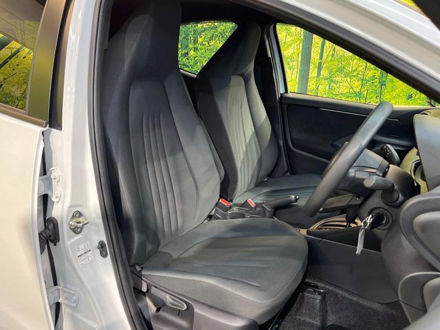 TOYOTA YARIS HYBRID 2025