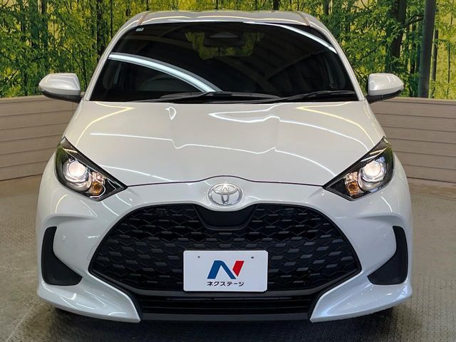 TOYOTA YARIS HYBRID 2025