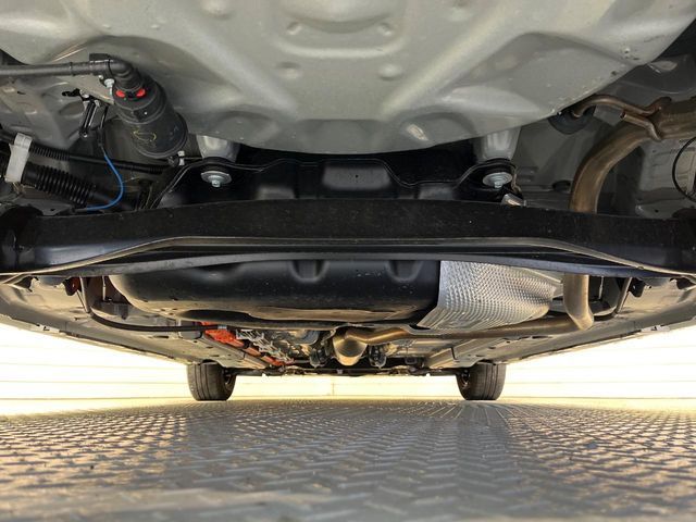 TOYOTA YARIS HYBRID 2025