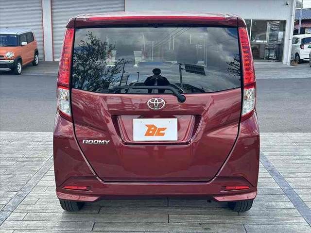 TOYOTA ROOMY 2021