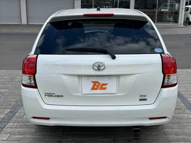 TOYOTA COROLLA FIELDER 2014