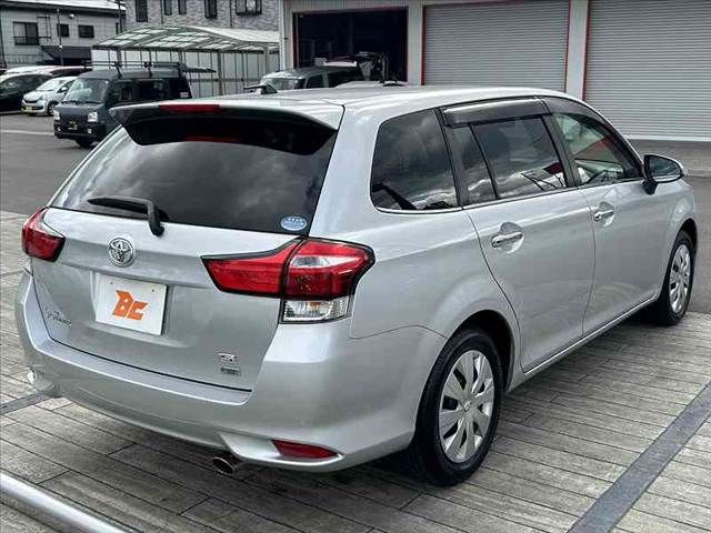 TOYOTA COROLLA FIELDER 2015