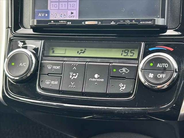 TOYOTA COROLLA FIELDER 2015