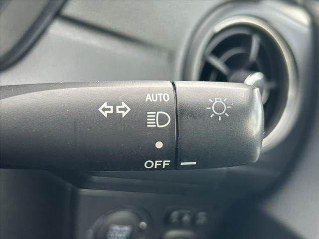 TOYOTA COROLLA FIELDER 2015